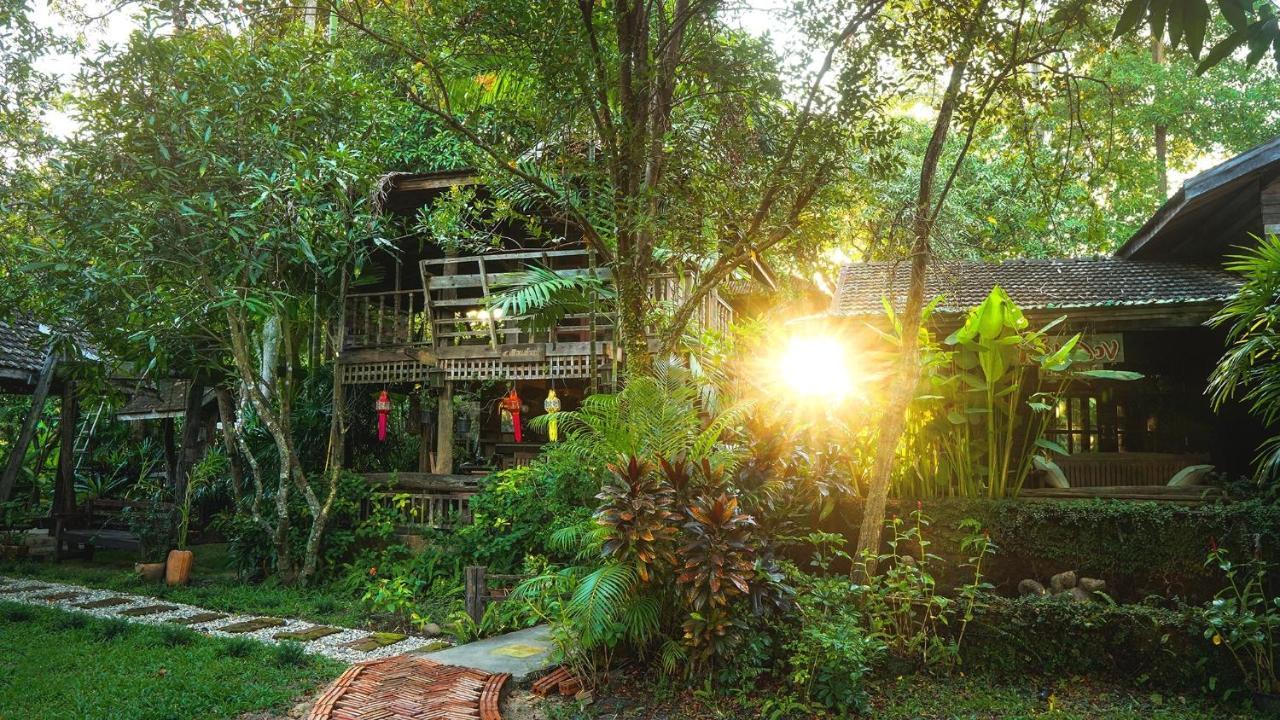 Tongluang Inthanon Homestay โต้งหลวงอินทนนท์โฮมสเตย์ Чомтонг Екстер'єр фото